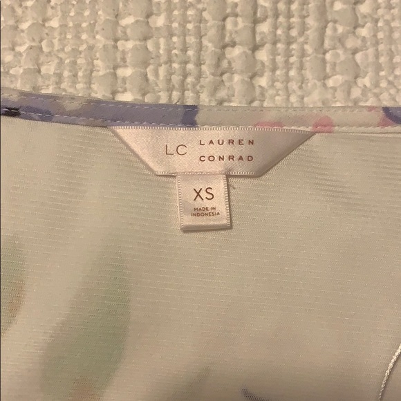 Lauren Conrad White Dress with Spring Flowers - Picture 2 of 3